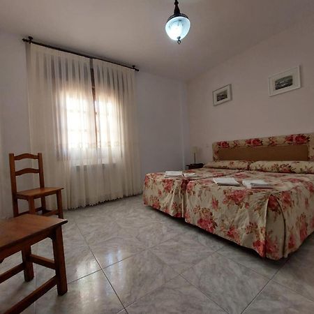 Hostal Restaurante Villa De Sepulveda Ngoại thất bức ảnh
