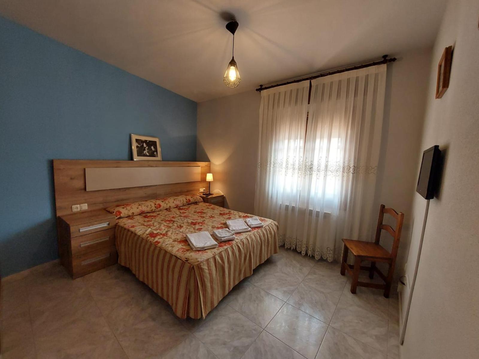Hostal Restaurante Villa De Sepulveda Ngoại thất bức ảnh