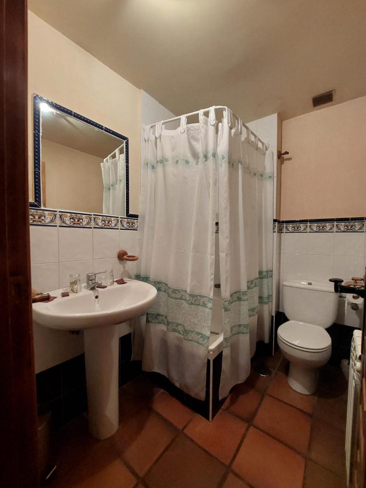 Hostal Restaurante Villa De Sepulveda Ngoại thất bức ảnh