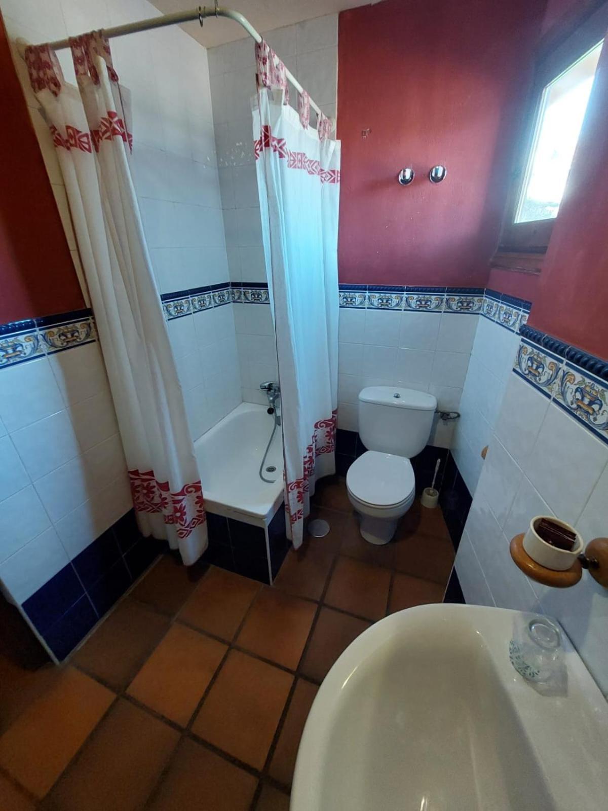 Hostal Restaurante Villa De Sepulveda Ngoại thất bức ảnh