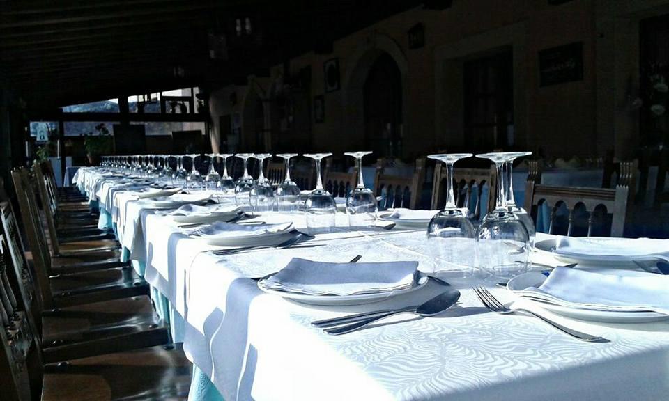 Hostal Restaurante Villa De Sepulveda Ngoại thất bức ảnh